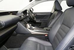 2019 Lexus IS IS300h Luxury