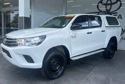 2018 Toyota Hilux SR
