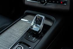 2022 Volvo XC90 Recharge Ultimate T8 Plug-In Hybrid