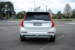 2022 Volvo XC90 Recharge Ultimate T8 Plug-In Hybrid