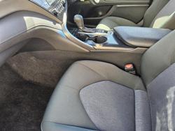 2019 Toyota Camry Ascent ASV70R Glacier White