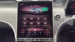 2025 Mercedes-Benz GLC-Class GLC300