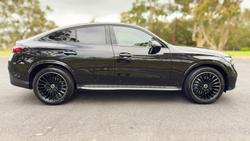 2025 Mercedes-Benz GLC-Class GLC300