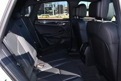 2022 Porsche
Macan