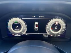 2024 Nissan QASHQAI N-DESIGN e-POWER J12 MY25 Ceramic Grey with Onyx Black Roof