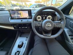 2024 Nissan QASHQAI N-DESIGN e-POWER J12 MY25 Ceramic Grey with Onyx Black Roof