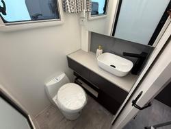 2025 New Age Caravans 19' Roadowl Escape Ro19be