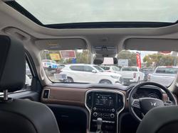 2023 Mahindra Scorpio Z8