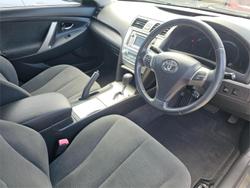 2011 Toyota Camry Hybrid