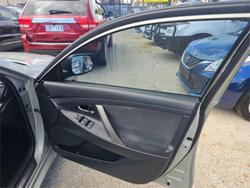 2011 Toyota Camry Hybrid