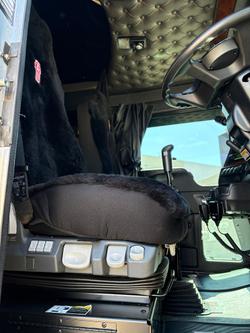 2024 Kenworth T909