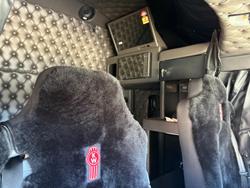 2024 Kenworth T909