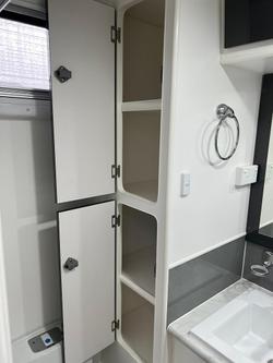2018 Opal Tourer Mk1 210