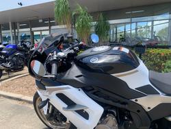 2025 CFMOTO 500 SR VOOM NEBULA WHITE