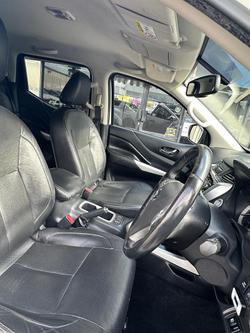 2018 Nissan Navara ST-X