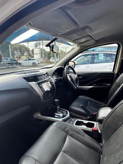 2018 Nissan Navara ST-X