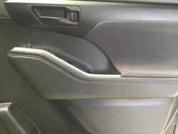 2023 Toyota Kluger GX