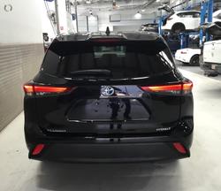 2023 Toyota Kluger GX