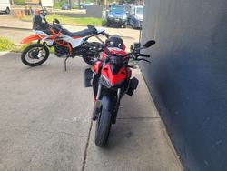 2022 DUCATI STREETFIGHTER V2 RED
