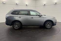2014 Mitsubishi Outlander PHEV