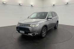 2014 Mitsubishi Outlander PHEV