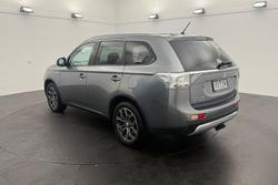 2014 Mitsubishi Outlander PHEV