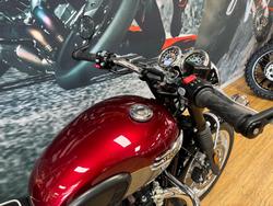 2023 Triumph BONNEVILLE T120 RED/SILVER