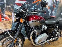 2023 Triumph BONNEVILLE T120 RED/SILVER
