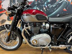2023 Triumph BONNEVILLE T120 RED/SILVER