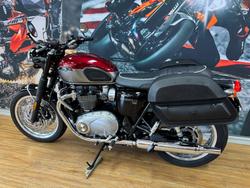 2023 Triumph BONNEVILLE T120 RED/SILVER