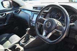 2017 Nissan QASHQAI N-TEC J11 Series 2 Magnetic Red