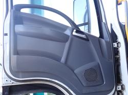 2015 ISUZU FVD 1000 WHITE