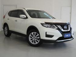 2022 Nissan
                X-TRAIL ST