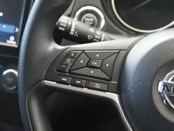 2022 Nissan
                X-TRAIL ST