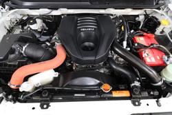 2021 Isuzu MU-X LS-M