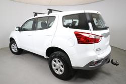 2021 Isuzu MU-X LS-M