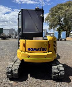 2023 Komatsu Pc55mr-5
