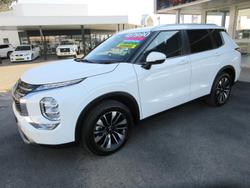 2025 Mitsubishi Outlander LS