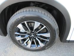 2025 Mitsubishi Outlander LS