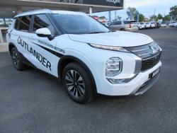 2025 Mitsubishi Outlander LS