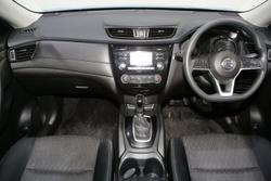 2020 Nissan
                X-TRAIL ST