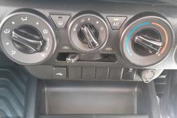 2024 Toyota
Hilux Workmate