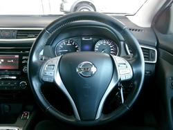 2017 Nissan
                QASHQAI ST