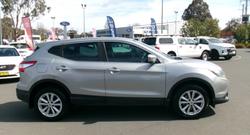 2017 Nissan
                QASHQAI ST