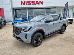 2025 Nissan
                Navara PRO-4X