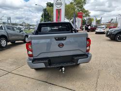 2025 Nissan
                Navara PRO-4X