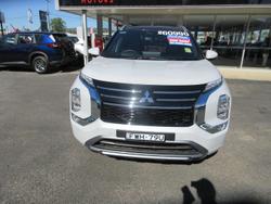 2025 Mitsubishi Outlander Exceed Tourer