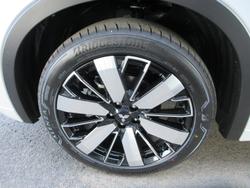 2025 Mitsubishi Outlander Exceed Tourer