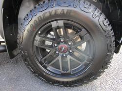 2025 Isuzu D-MAX BLADE