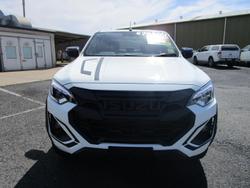 2025 Isuzu D-MAX BLADE